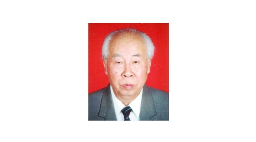 崔瑞珍.1980年－1984年任學校校長；1984年－1989年任學校黨委書記