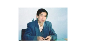 汽車系72級(jí)學(xué)生常越義，現(xiàn)任內(nèi)蒙工程局黨委書(shū)記