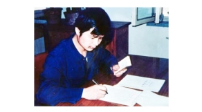 學(xué)生填寫入黨申請(qǐng)書